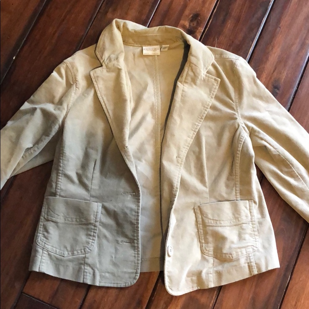 Tan velvet blazer